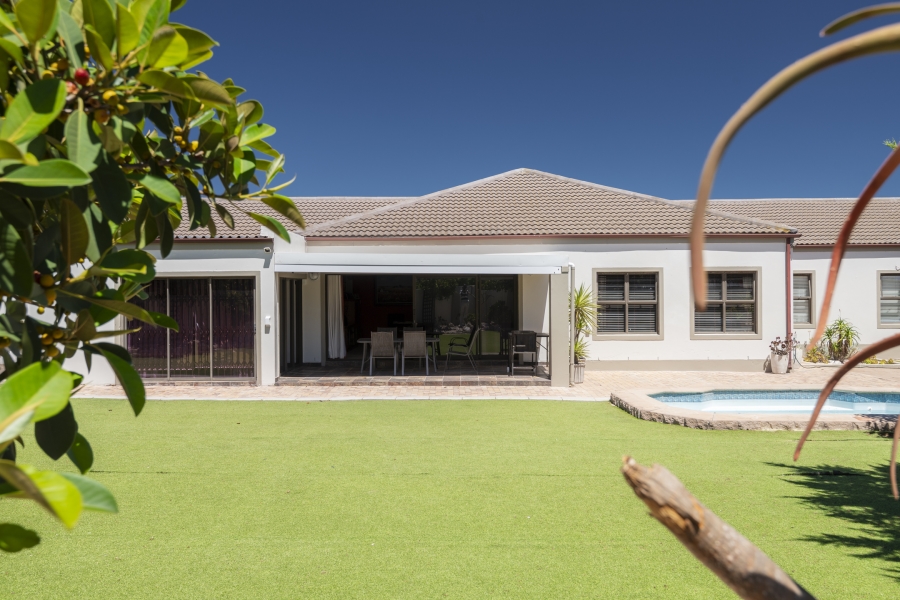 4 Bedroom Property for Sale in Country Club Western Cape